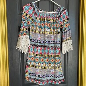 WinWin Vibrant Multicolor Tunic
